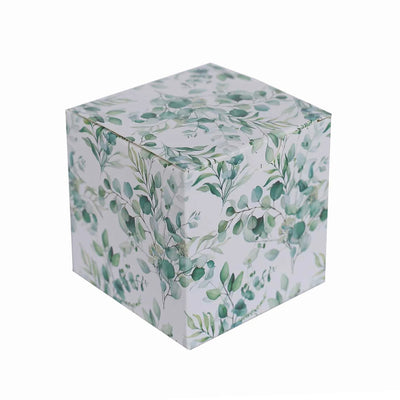 Elegant Design with Eucalyptus Print Elegant Design with Eucalyptus Print