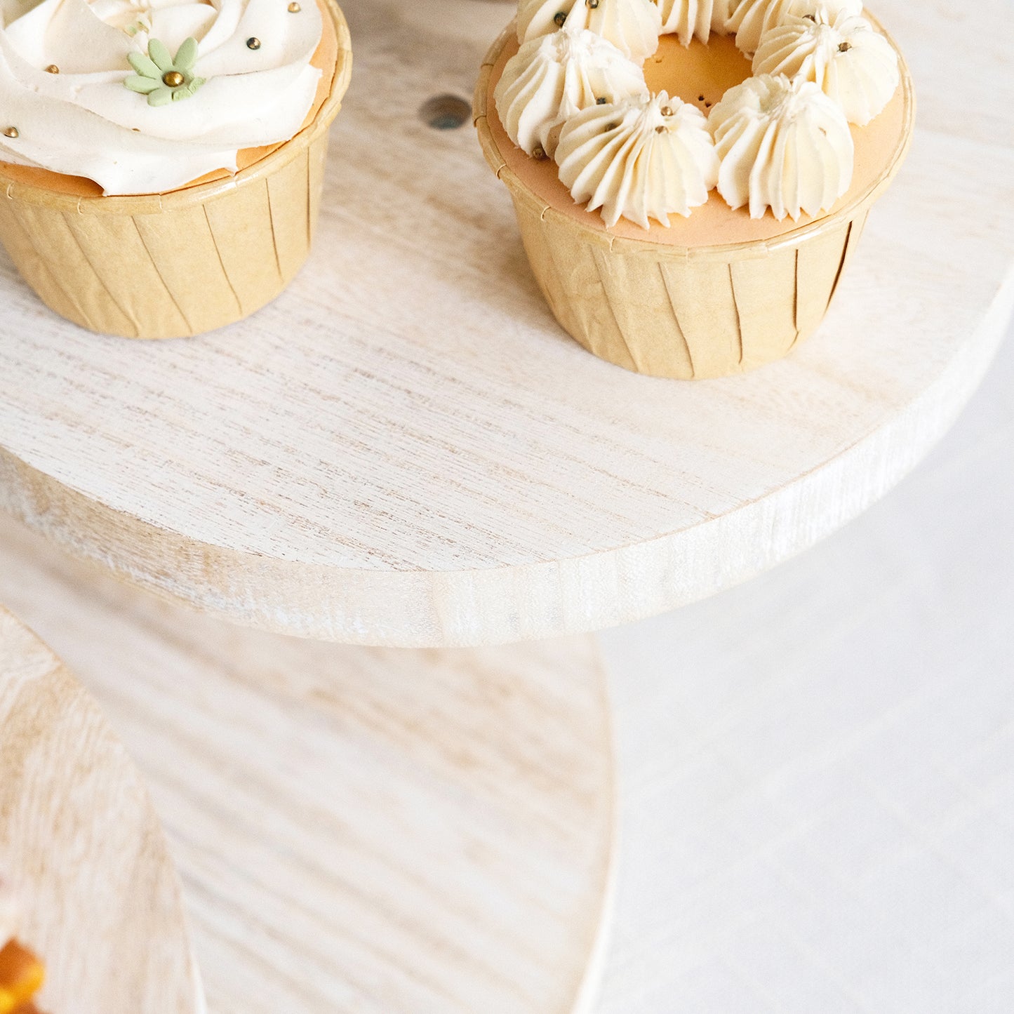 4-Tier Whitewash Wooden Cupcake Tower Dessert Stand, 14" Tall Farmhouse Style Cake Stand with Round Tiered Trays