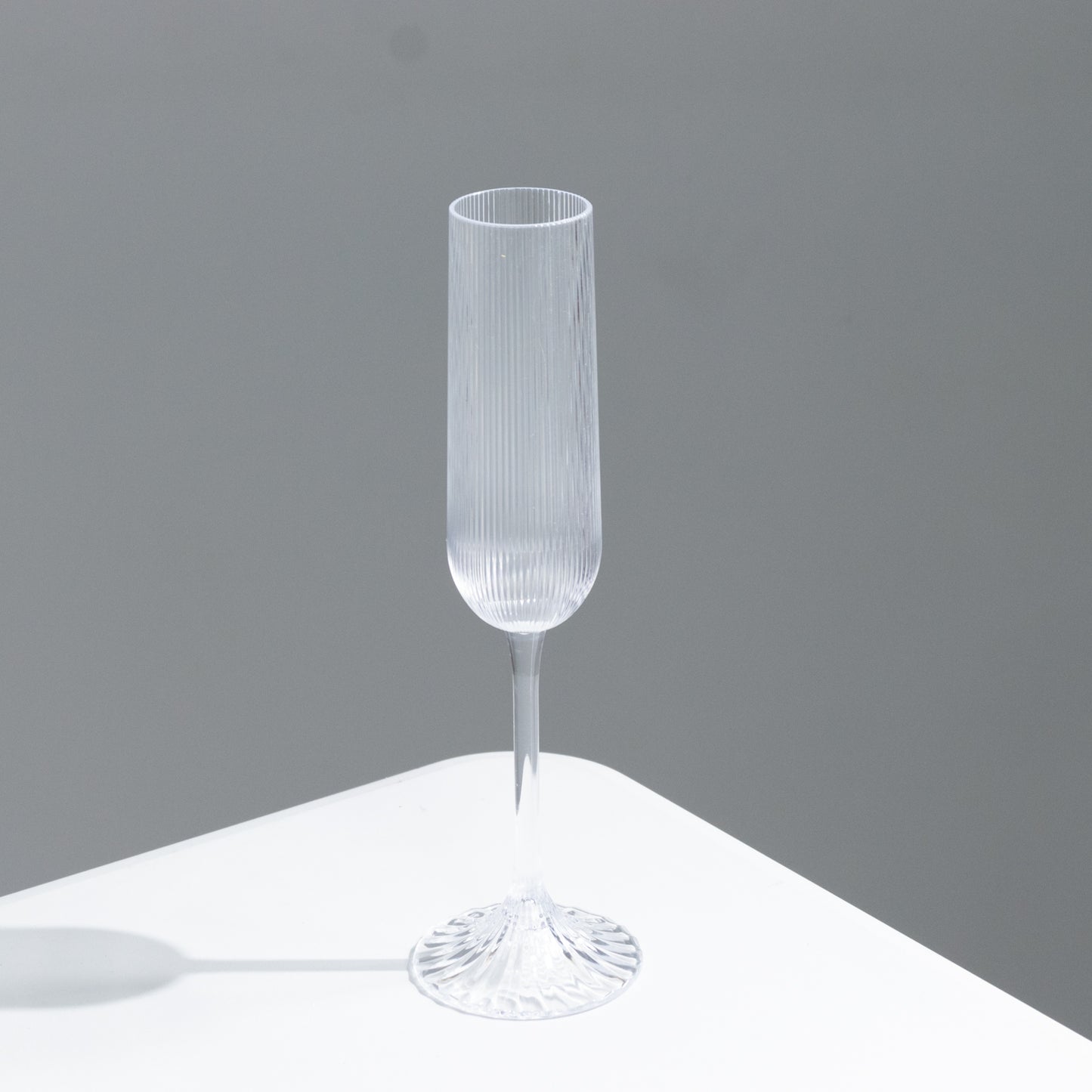 12 Pack 4oz Vintage Ribbed Champagne Flutes Clear – Disposable Plastic Toasting Glasses