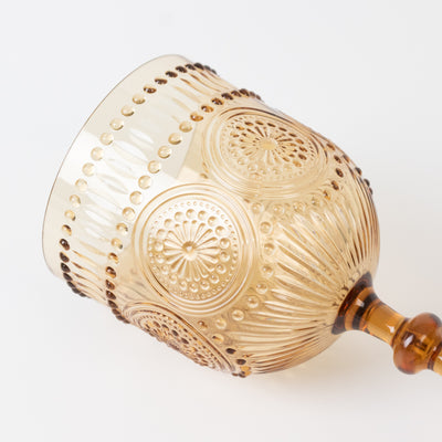 Decorating with Amber Gold Goblets Decorating with Amber Gold Goblets