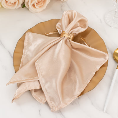 Effortless Cleanup with Gold Plastic Party Plates Effortless Cleanup with Gold Plastic Party Plates