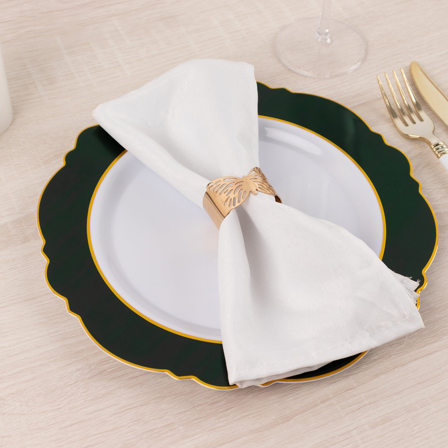 10 Pack | 10" Hunter Emerald Green / White Disposable Dinner Plates With Round Blossom Design, Plastic Party Plates With Gold Rim