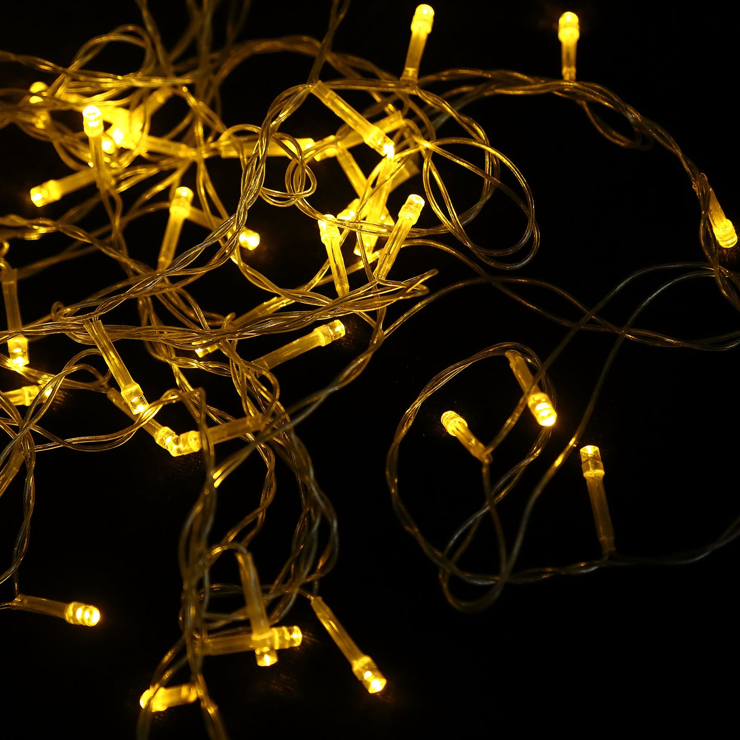 Warm white 600 LED curtain string lights with 8 modes and memory controller.