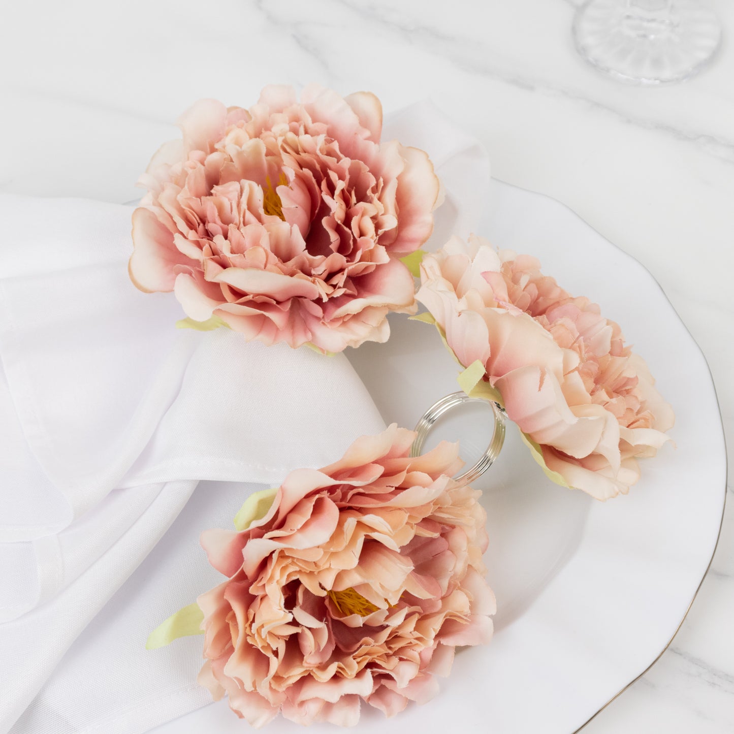 4-Pack Napkin Holders with Silk Peony Flower – Pink Floral Napkin Rings for Dining Table Settings