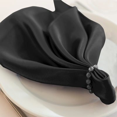 The Elegance of Black Napkins The Elegance of Black Napkins