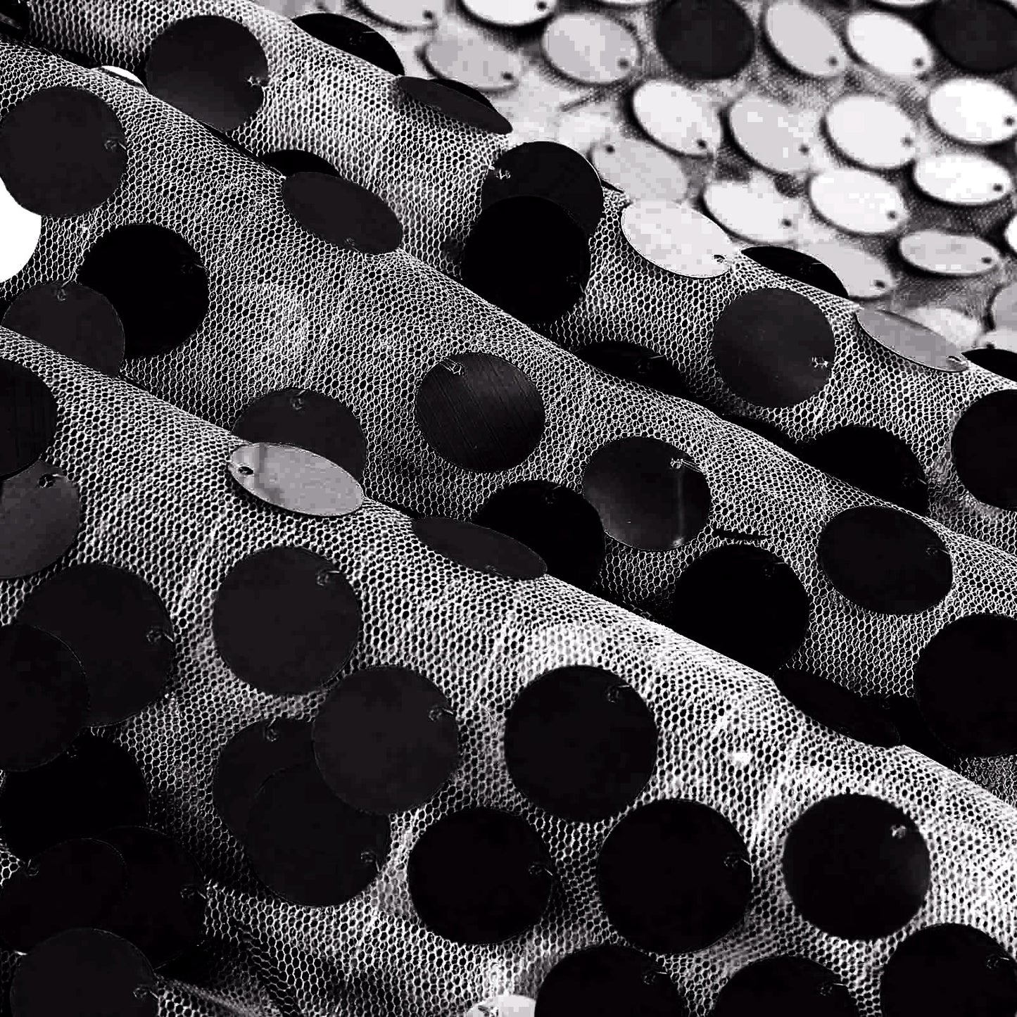 Black Round Tablecloth 120 Inch In Big Payette Sequin#whtbkgd