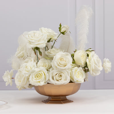 Versatile Centerpiece for Any Occasion Versatile Centerpiece for Any Occasion