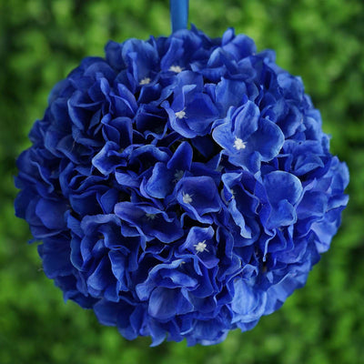 Versatile Uses for Silk Hydrangea Kissing Flower Balls Versatile Uses for Silk Hydrangea Kissing Flower Balls