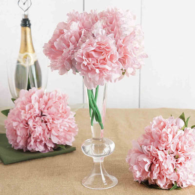 Versatile Floral Arrangements Versatile Floral Arrangements