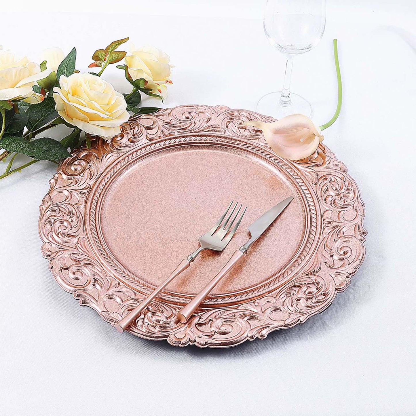 6 Pack 14inch Metallic Rose Gold Round Disposable Vintage Plastic Charger Plates with Engraved