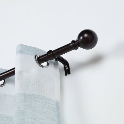 Versatile Adjustability for Any Window Size Versatile Adjustability for Any Window Size