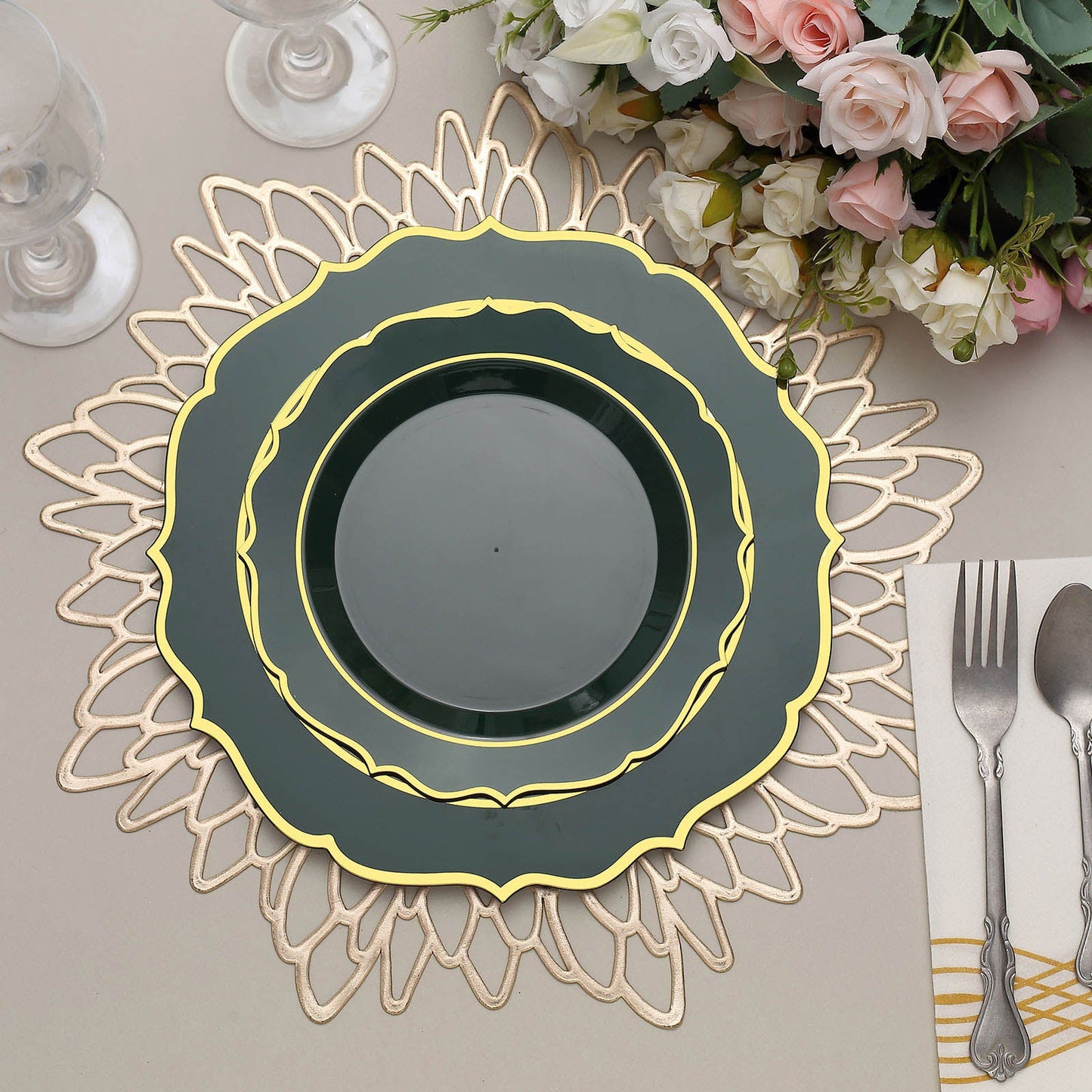 Round Disposable Salad Plates In Emerald Green With Gold Edge