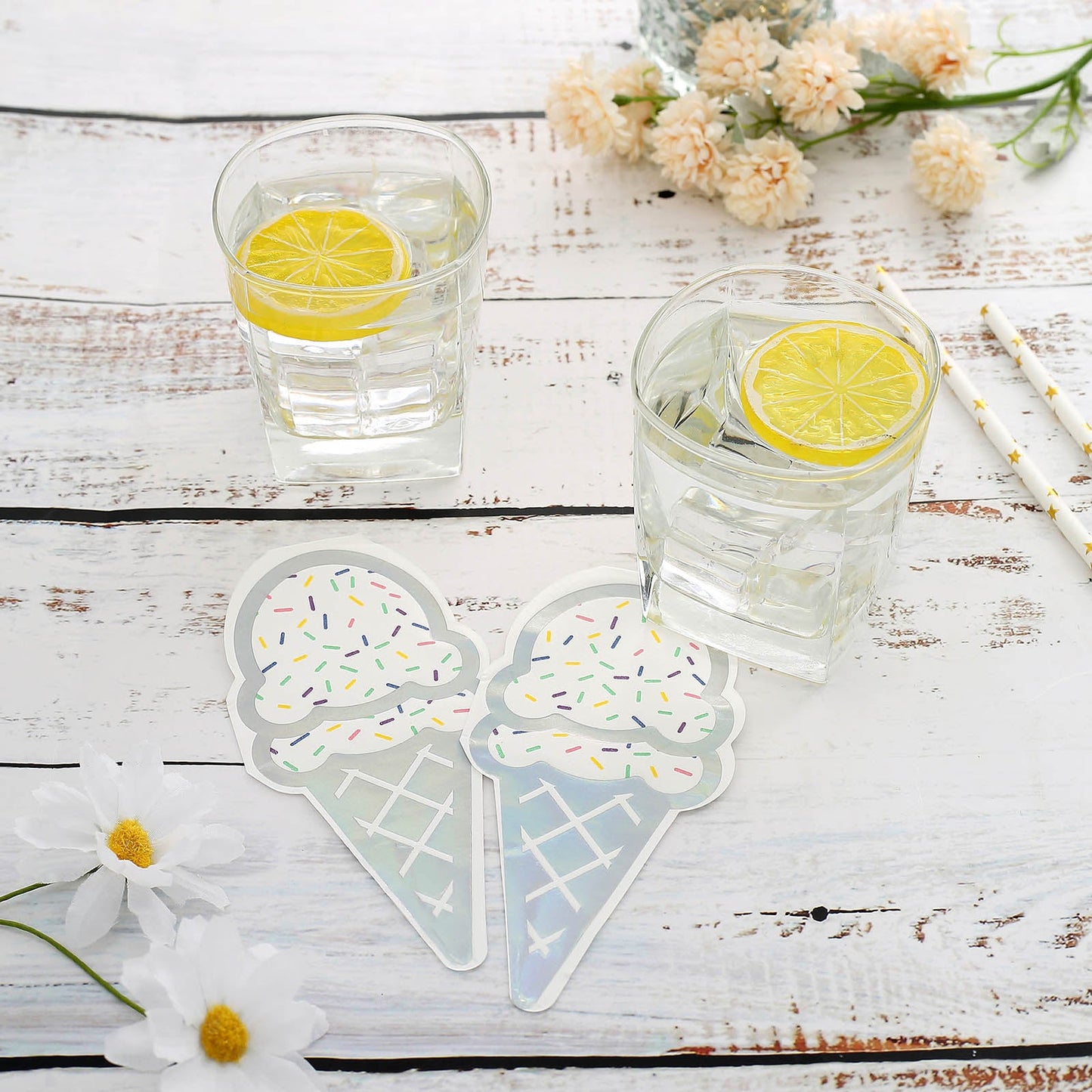 12 Inch x 6 Inch 20 Pack Beverage Cone Napkins Disposable