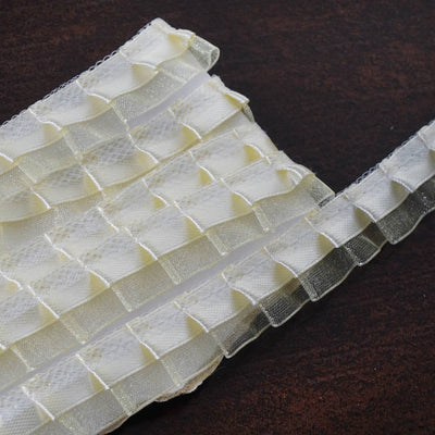 Versatile Applications of Ivory Ruffled Lace Trim Versatile Applications of Ivory Ruffled Lace Trim