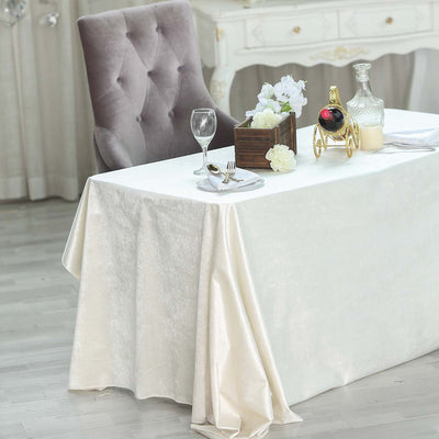 Durability and Reusability of Velvet Tablecloths Durability and Reusability of Velvet Tablecloths
