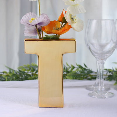 Elegant Centerpiece for Any Occasion Elegant Centerpiece for Any Occasion