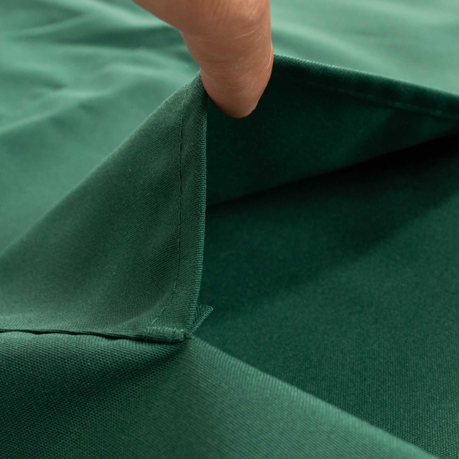 Hunter Emerald Green Chef Apron with Adjustable Neck and Long Ties, Waterdrop Resistant.