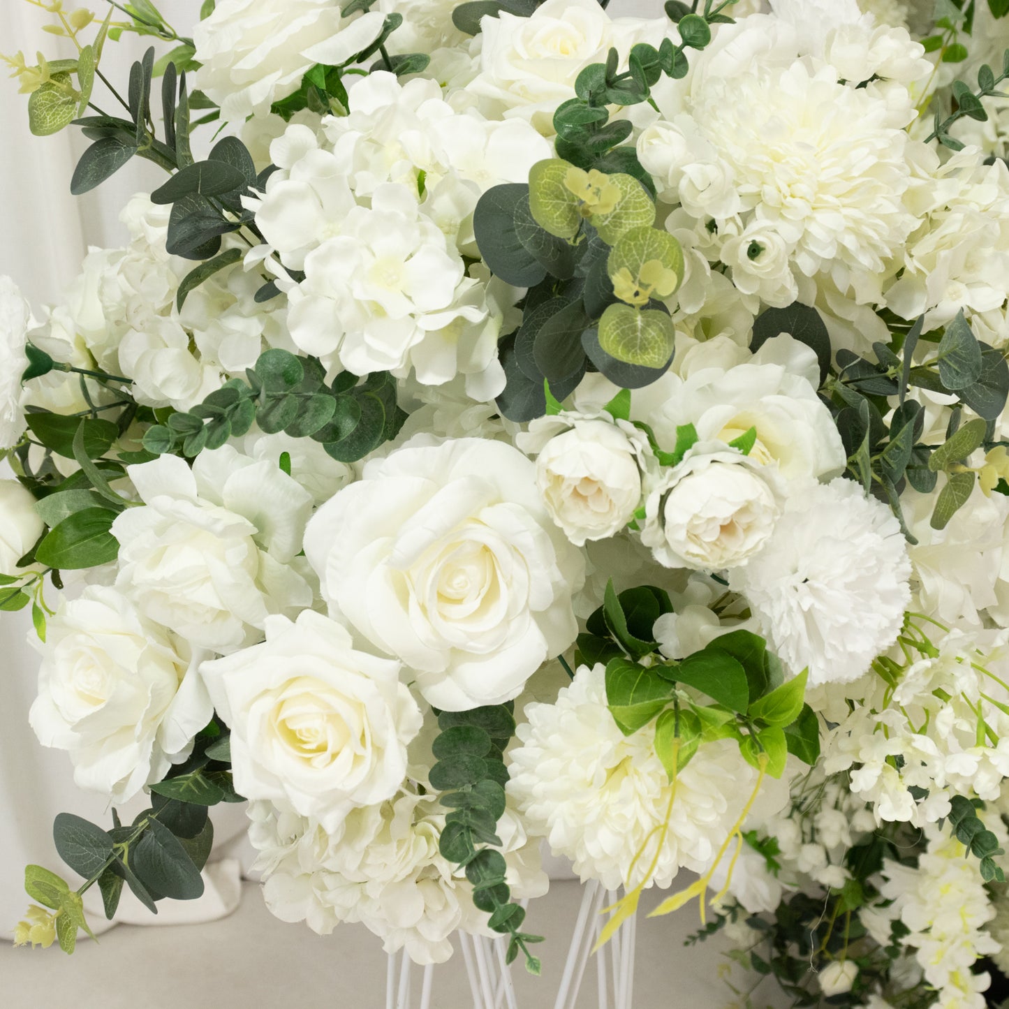 22-Inch White Silk Flower Grand Centerpiece – Pre-Arranged Artificial Rose, Hydrangea & Chrysanthemum Ball for Wedding & Event Décor