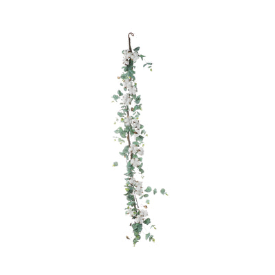 Lifelike Eucalyptus and Cotton Ball Design