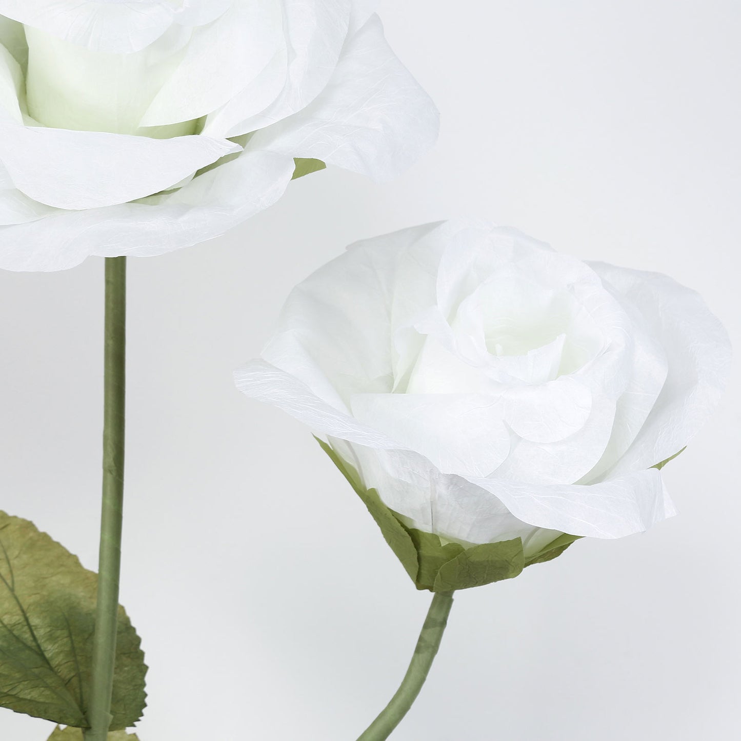 Giant Paper Rose Floor Display Set, 3 Pcs Long Stem Artificial Roses with Metal Base 6.5ft White - F