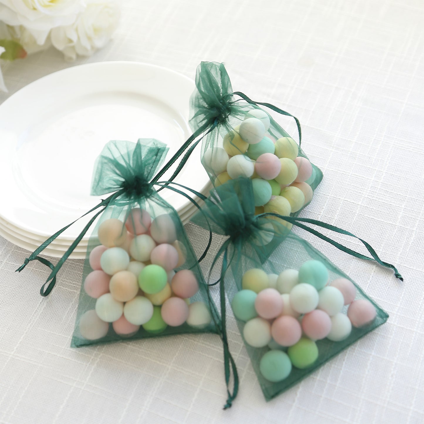 100 Pack Hunter Emerald Green Organza Gift Bags with Drawstring, 4" x 6