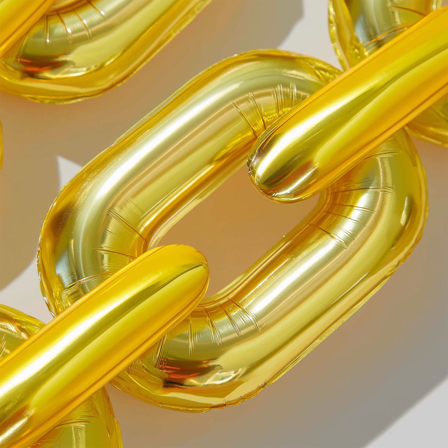30-Pack 24" Gold Chain Foil Balloons – Jumbo Link Mylar Balloons for 90s Hip Hop Party Arches Up to 44ft Long Balloon Chain