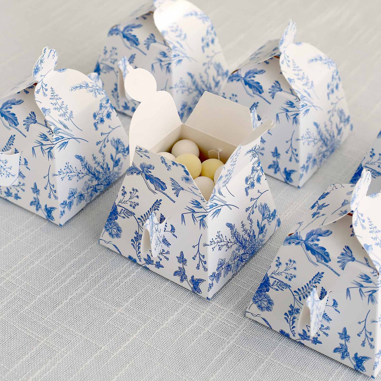 25 Pack White Blue Mini Teapot Party Favor Boxes in French Toile Pattern, Tea Time Gift Boxes - 5"x4"