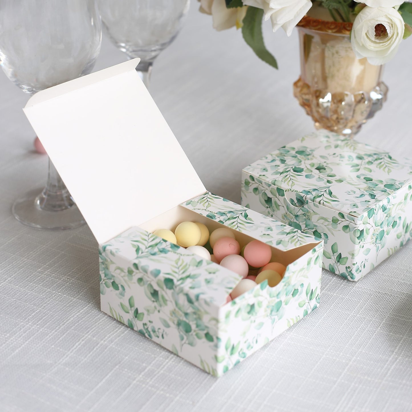 25 Pack White Green Eucalyptus Leaves Print Paper Favor Boxes, Cardstock Party Shower Candy Gift Boxes - 4"x4"x2"