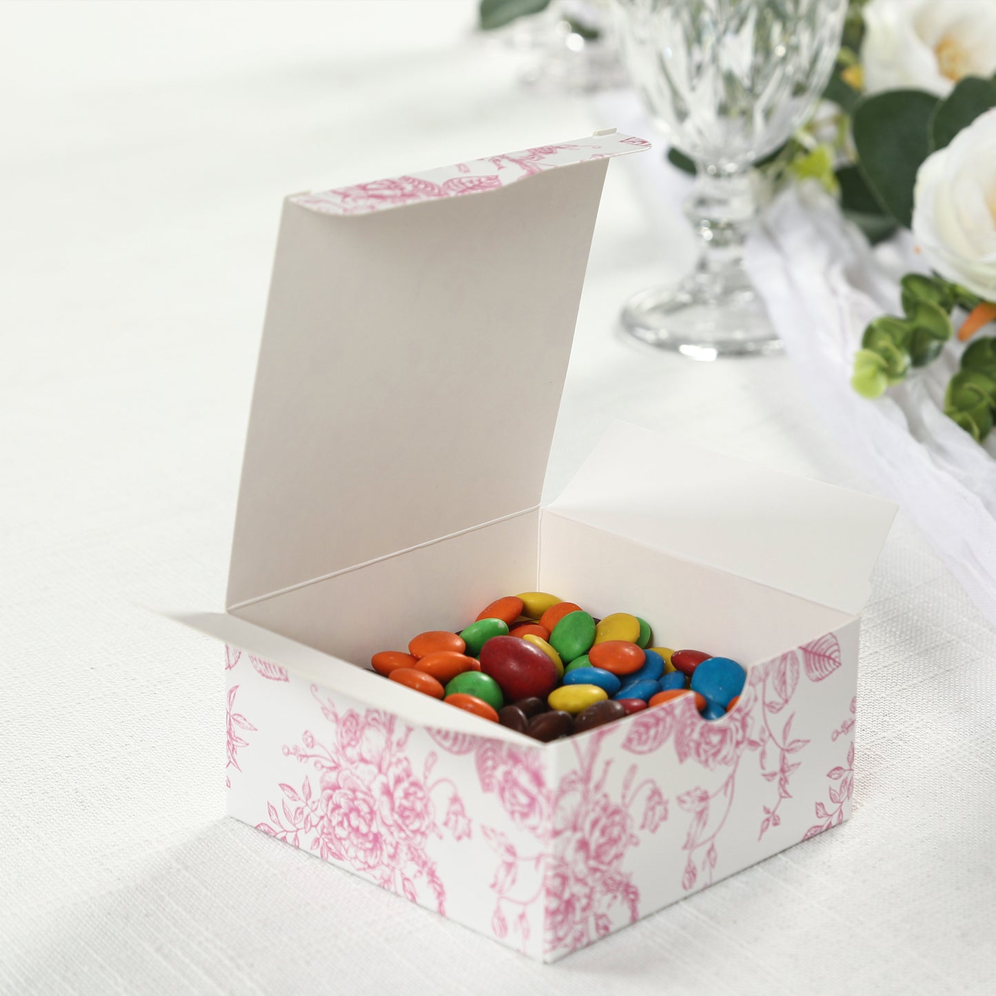 25 Pack Party Favors Boxes in French Toile Pattern, Matte Pink and White Candy Gift Boxes - Cardstock Paper - 4"x4"x2"