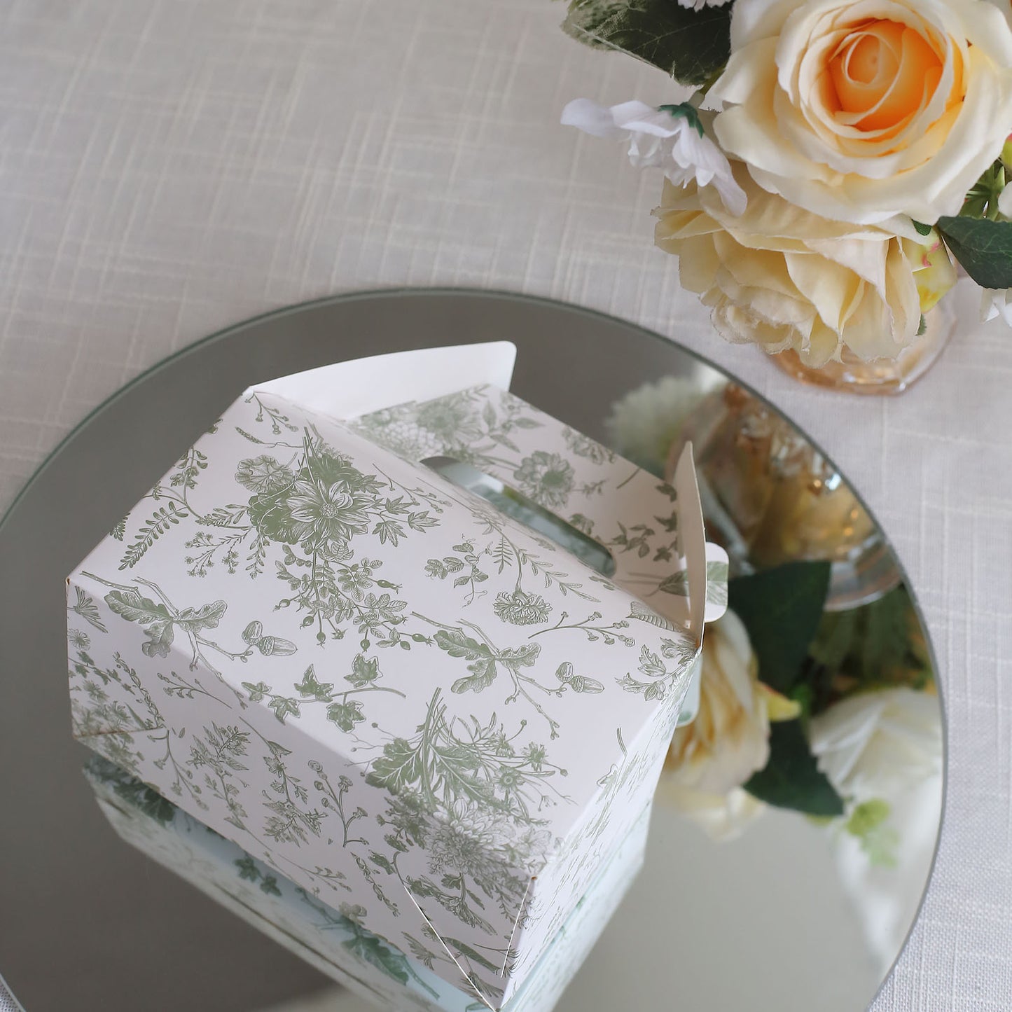 25 Pack White Sage Green Candy Gift Tote Gable Boxes in French Toile Pattern, Party Favor Treat Boxes - 6"x3.5"x7"