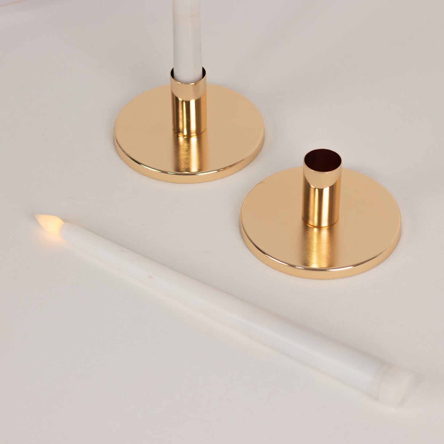 2 Pack Short Gold Metal Candle Stick Stands with Round Disc Base, Vintage Retro Style Taper Candle Holders - 4"x2"