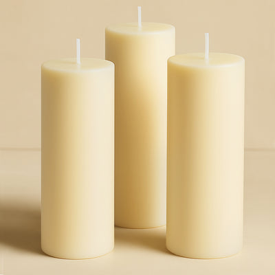 Décor styling ideas with ivory pillar candles