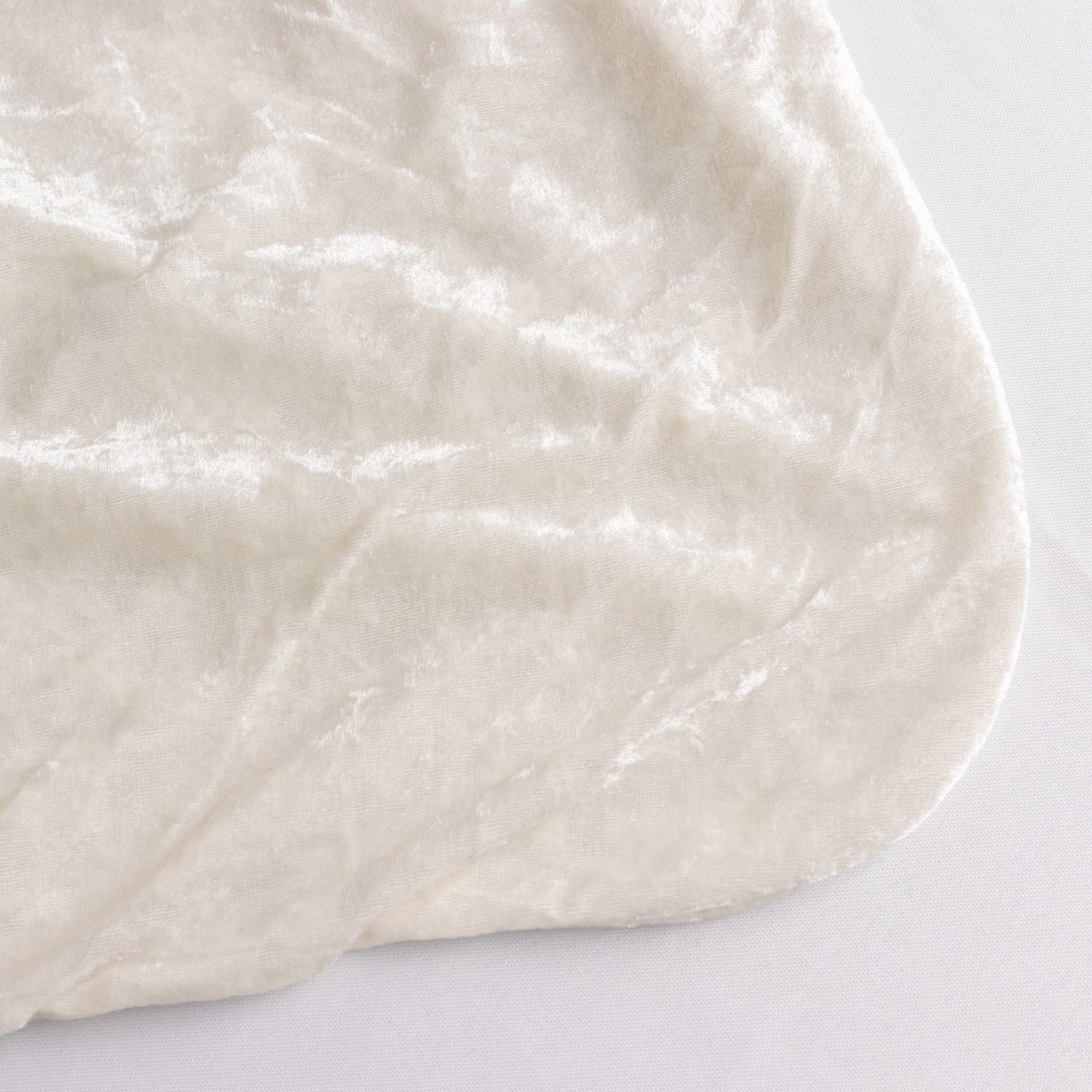 White Crushed Velvet Spandex Stretch Wedding Chair Cover With Foot Pockets, Fitted Banquet Chair Cover - 190 GSM