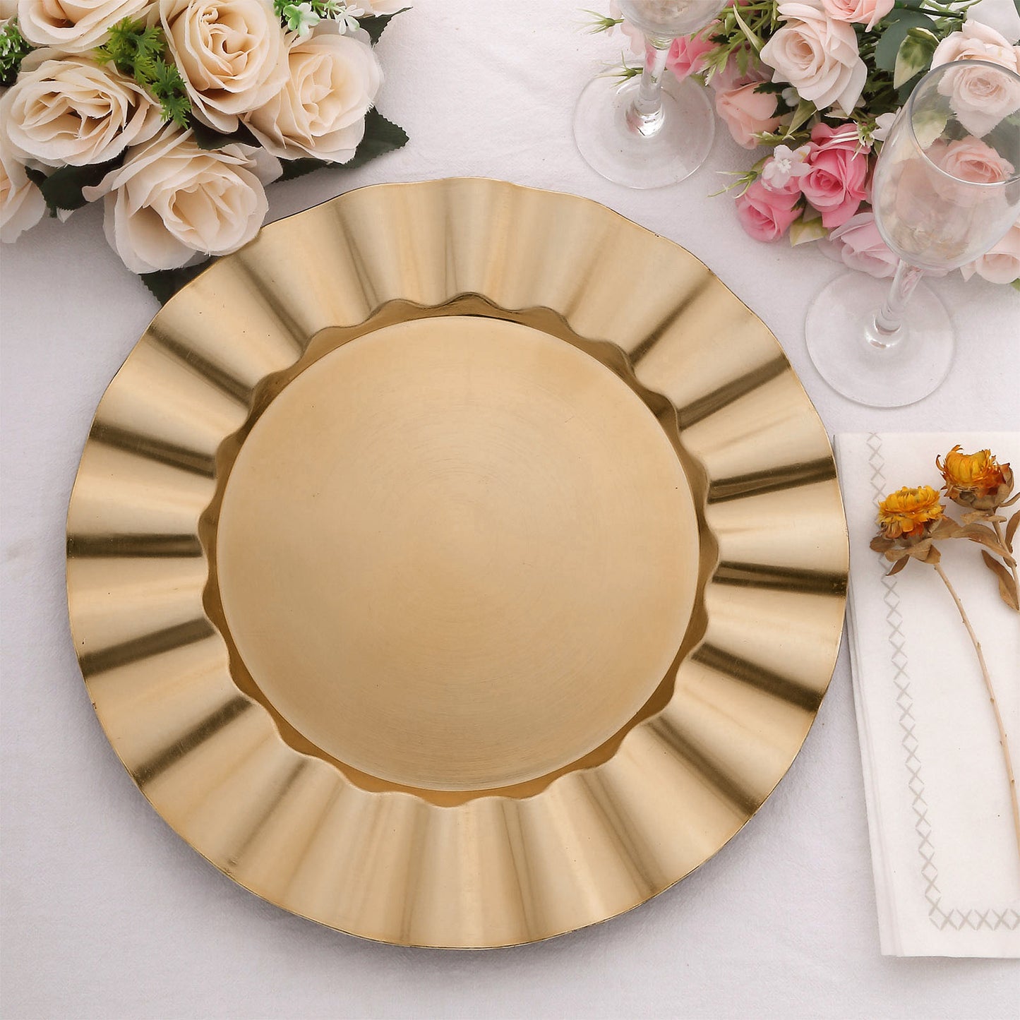 6 Pack 13" Round Gold Acrylic Plastic Dinner Plate Chargers With Wavy Scalloped Rim