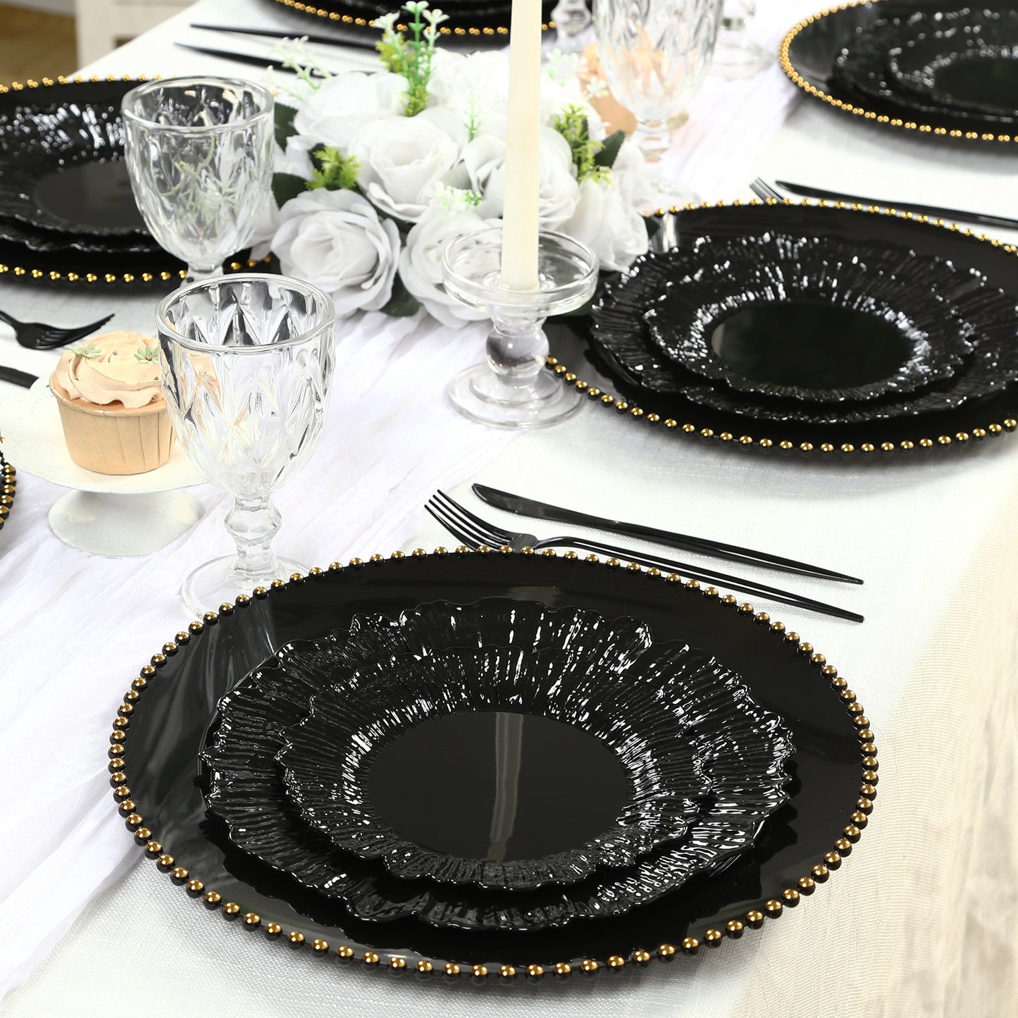 10-Pack Economy Round Plastic Charger Plates 13" in Black with Gold Beaded Rim, Stylish Dinner Party Serving Plates