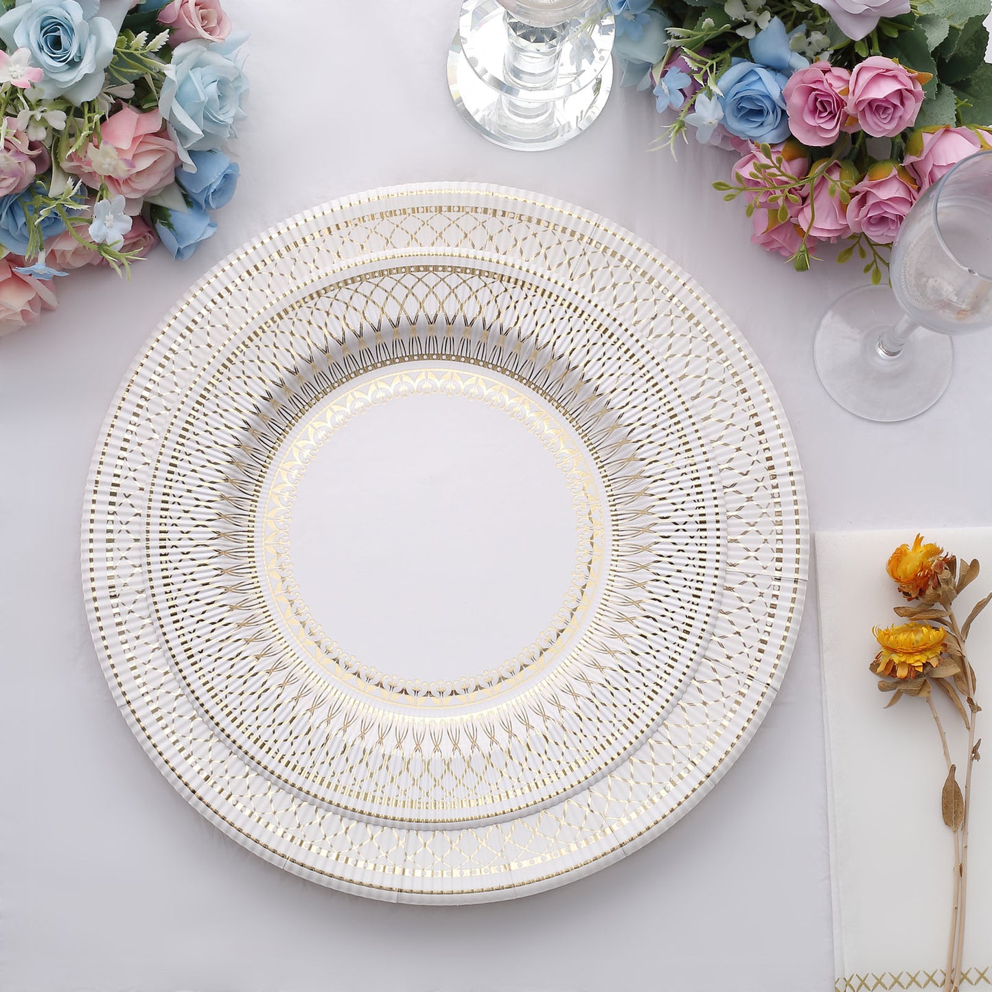 25 Pack | 13" Gold / White Vintage Style Paper Charger Plates, Heavy Duty Disposable Serving Plates - 350GSM