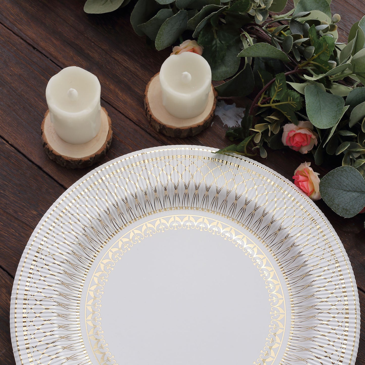 25 Pack | 13" Gold / White Vintage Style Paper Charger Plates, Heavy Duty Disposable Serving Plates - 350GSM