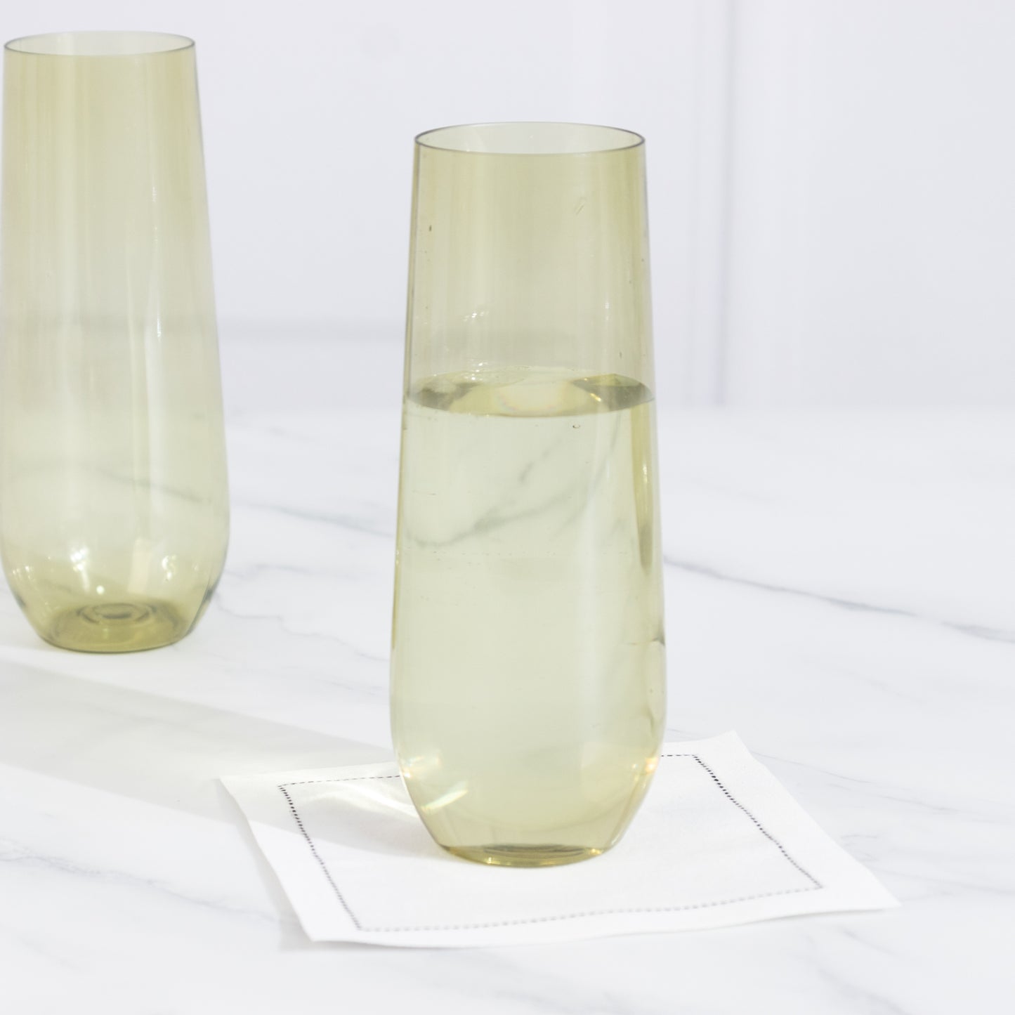 12 Pack Plastic Champagne Glasses in Transparent Dusty Sage Green, Reusable Lightweight Champagne Flutes 9oz