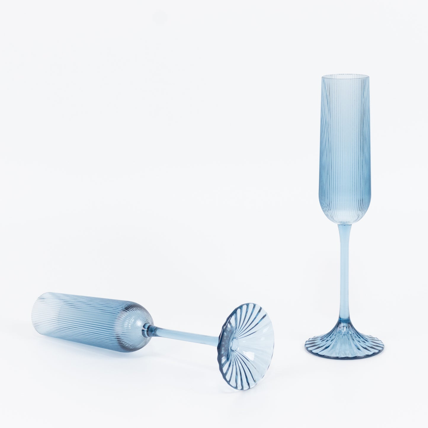 12 Pack 4oz Vintage Ribbed Champagne Flutes Transparent Dusty Blue – Disposable Plastic Toasting Gla