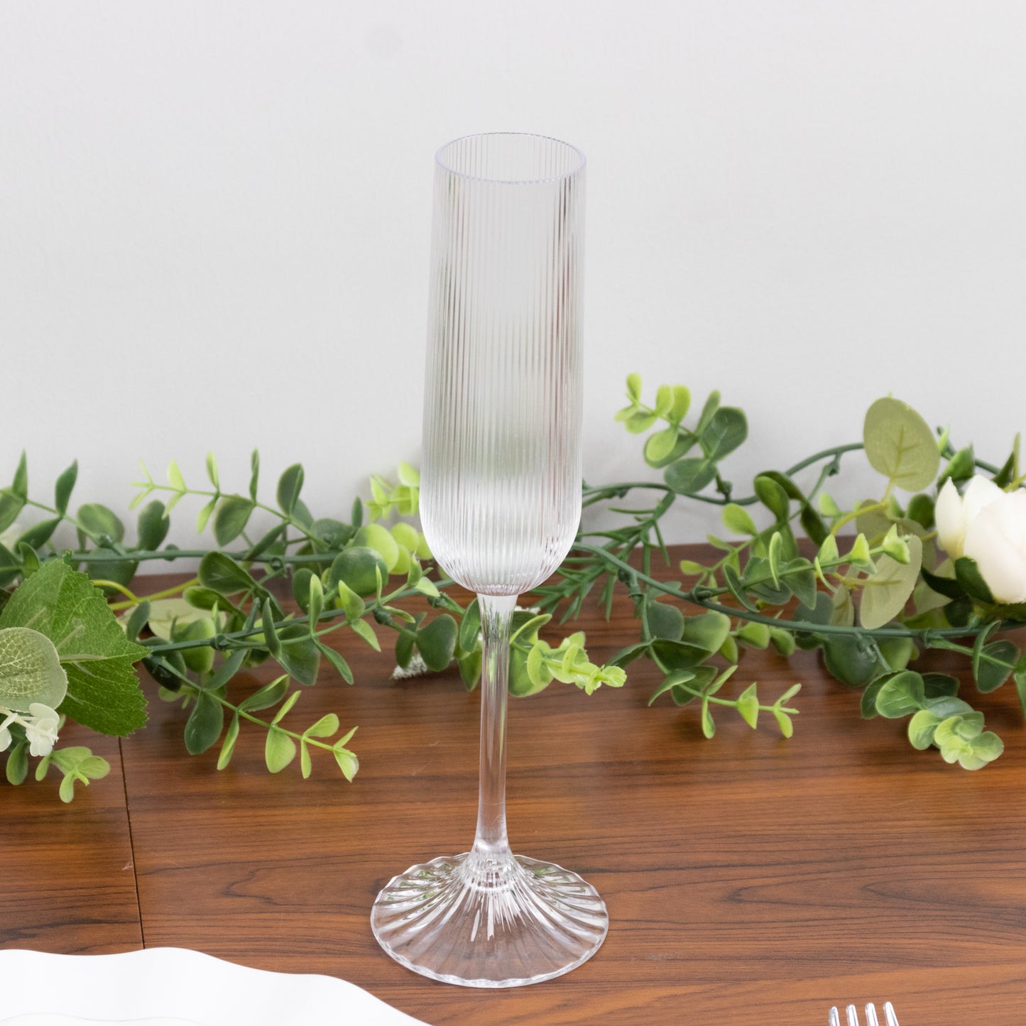 12 Pack 4oz Vintage Ribbed Champagne Flutes Clear – Disposable Plastic Toasting Glasses