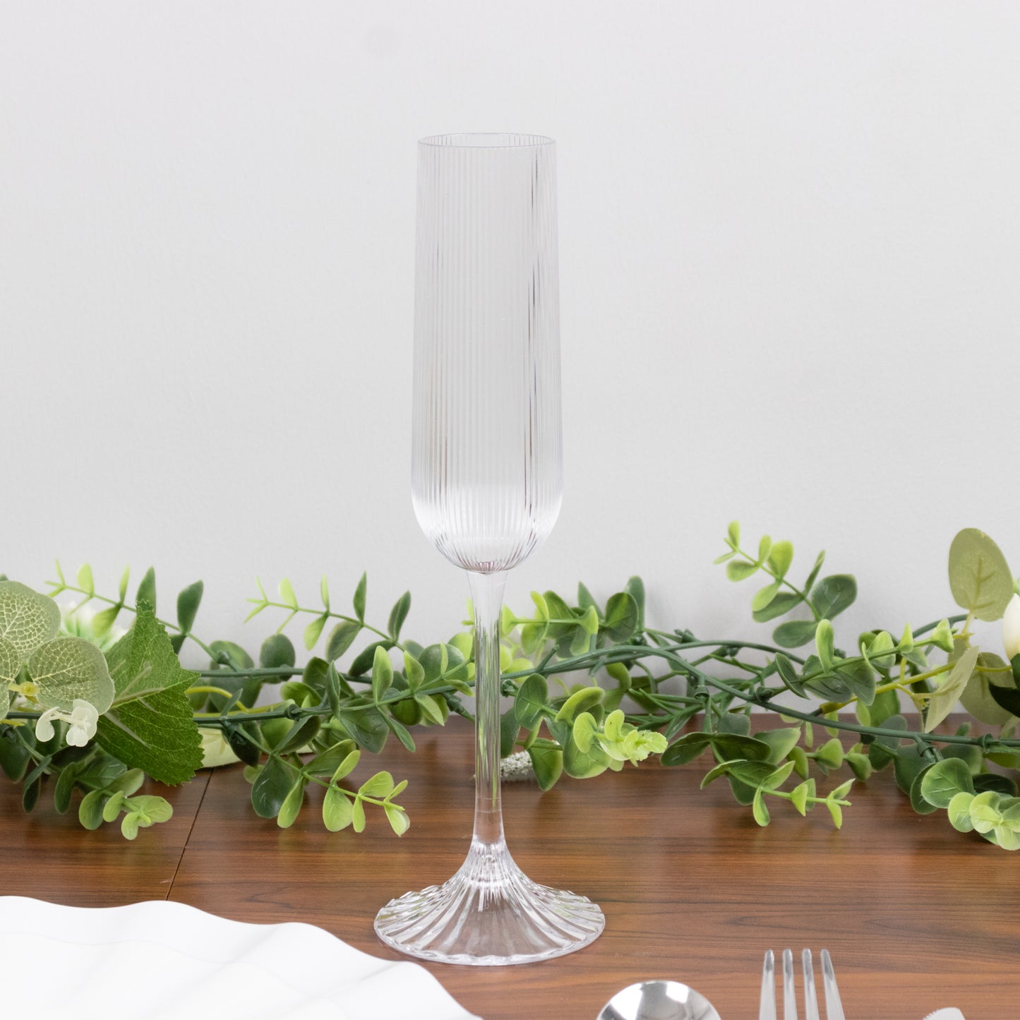 12 Pack 4oz Vintage Ribbed Champagne Flutes Clear – Disposable Plastic Toasting Glasses