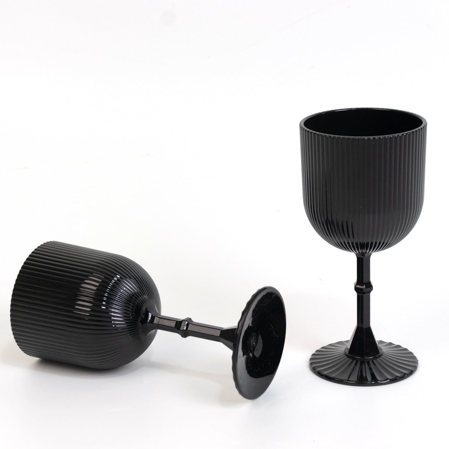 12-Pack Plastic Goblets Black Vintage Ribbed Pattern - Reusable Shatterproof Glassware 9oz