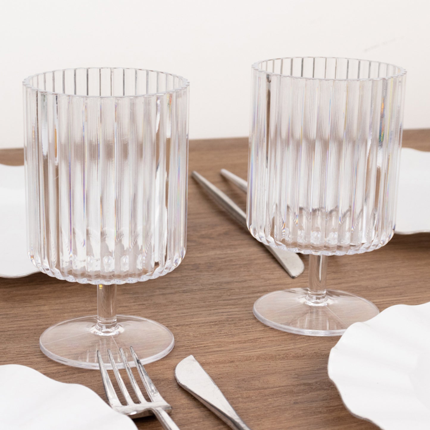 6 Pack Clear Reusable Plastic Wine Goblets with Vintage Ribbed Pattern, 12oz Short Stemmed Shatterproof Water Goblet Cocktail Glasses - 5.5"