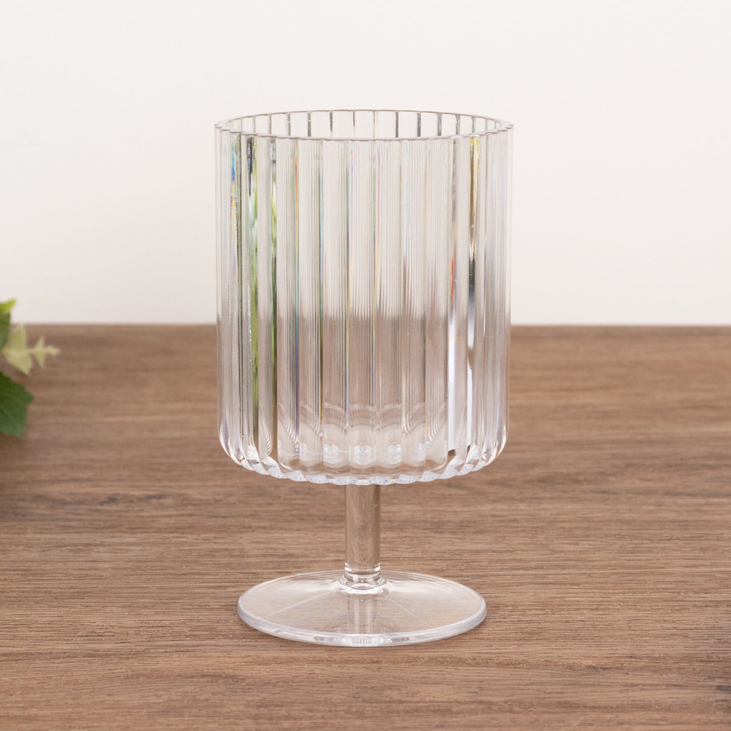 6 Pack Clear Reusable Plastic Wine Goblets with Vintage Ribbed Pattern, 12oz Short Stemmed Shatterproof Water Goblet Cocktail Glasses - 5.5"