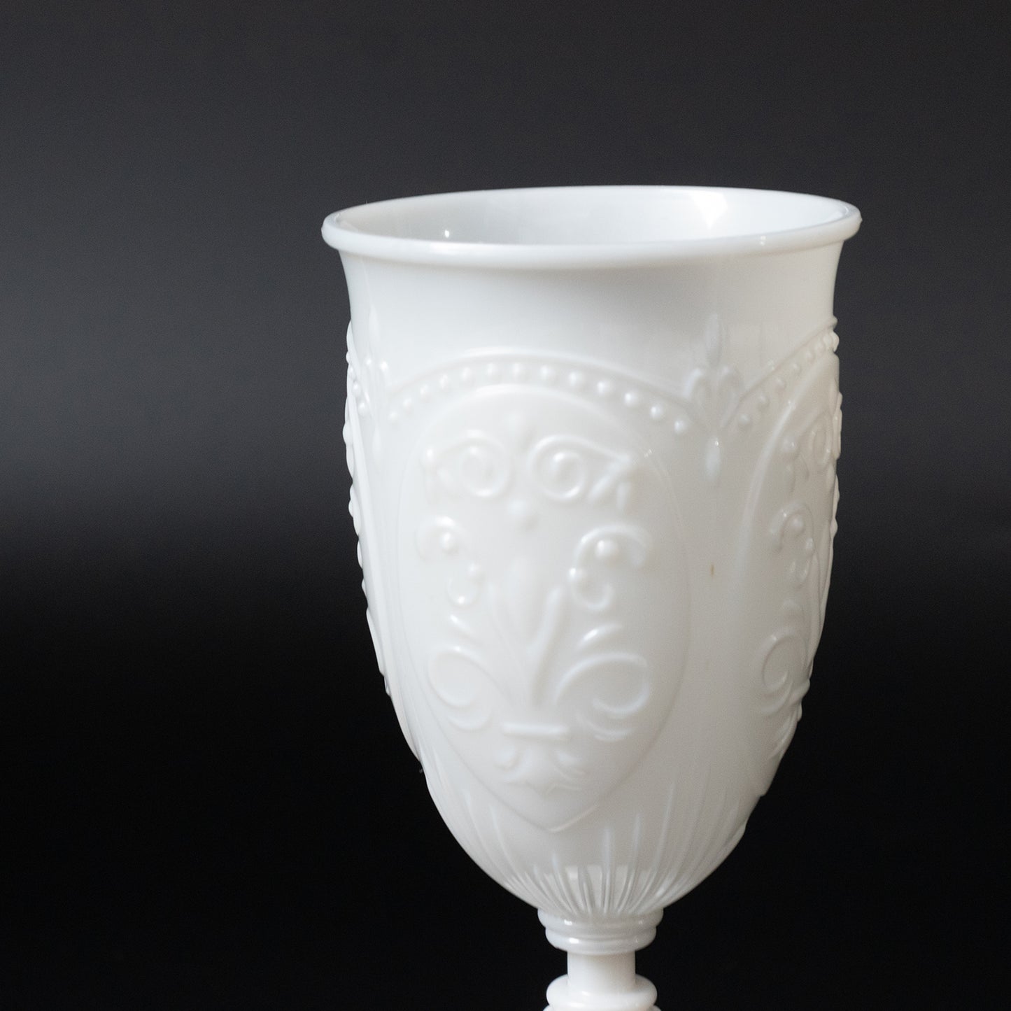 Pearl white vintage goblet with embossed design, 10oz drinkware.