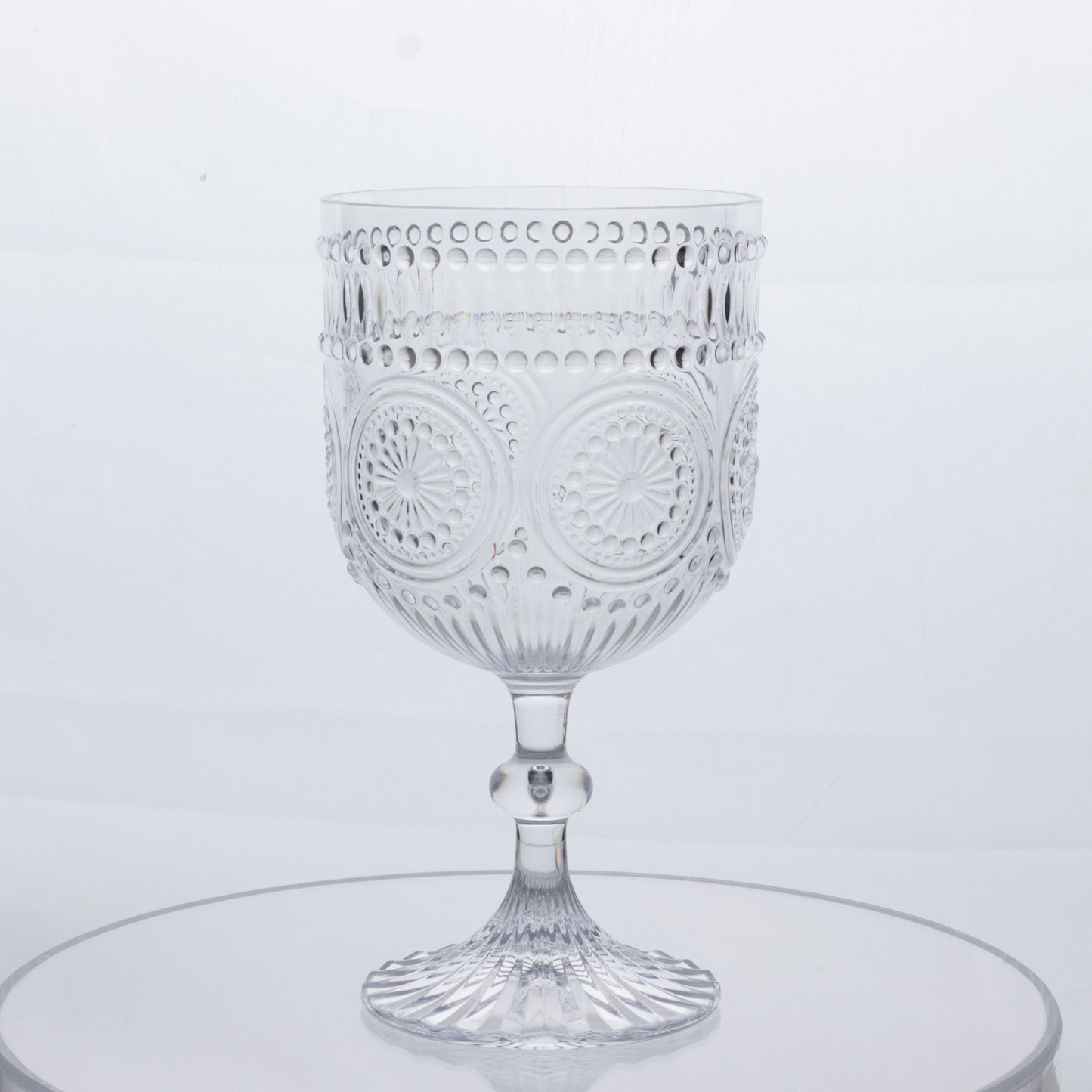 12 Pack Vintage Plastic Wine Goblets – 15oz Reusable Shatterproof Clear Embossed Floral Pattern Drinkware, Decorative Cups