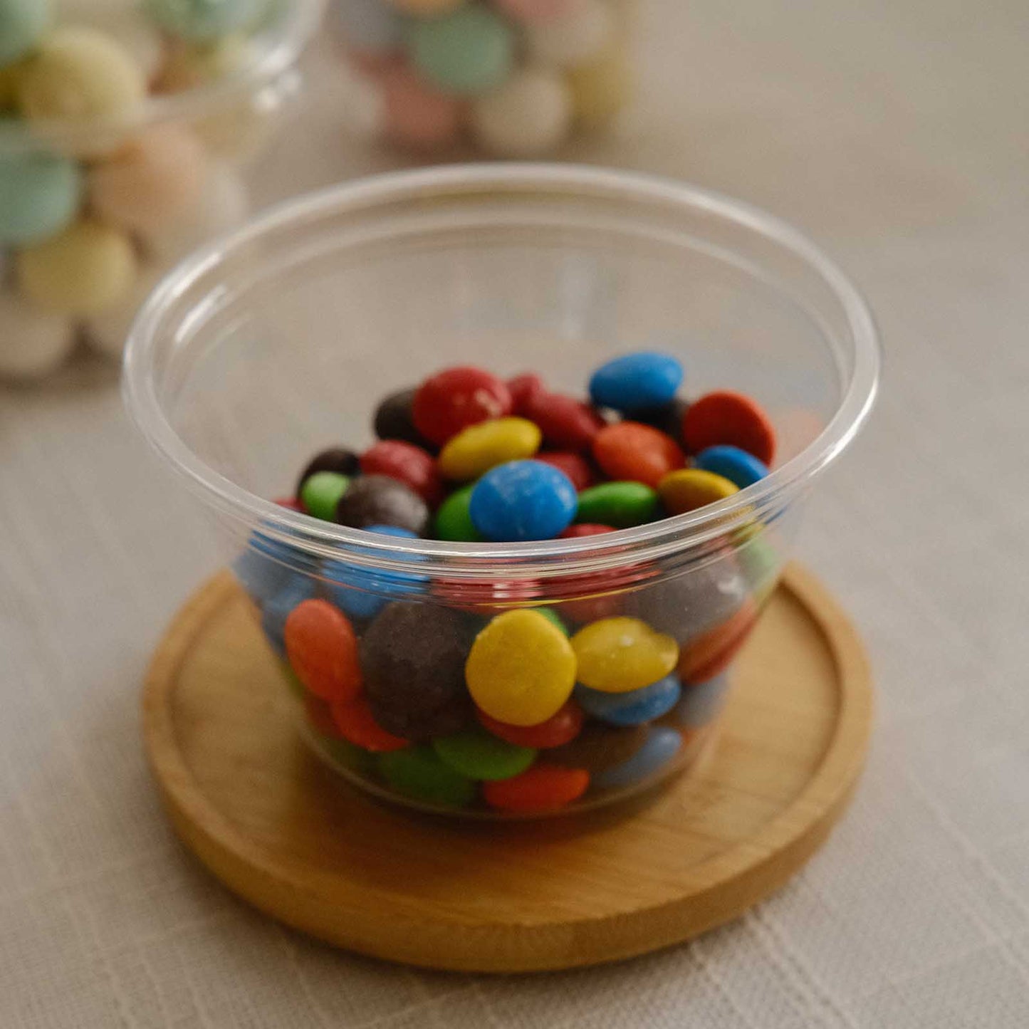 50 Pack Clear Dome Lid Disposable Ice Cream Fruit Cups, 7oz Plastic Pudding Dessert Parfait Cups