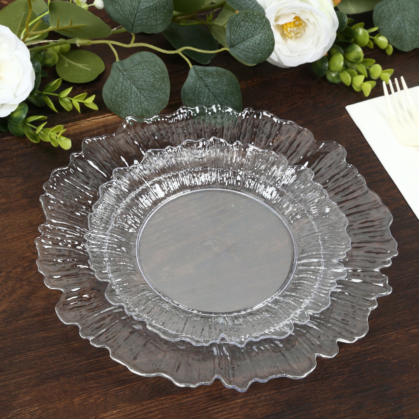 20-Pack 7" Plastic Dessert Plates – Clear Reef Design Appetizer Salad Party Plates – Elegant Disposable Tableware