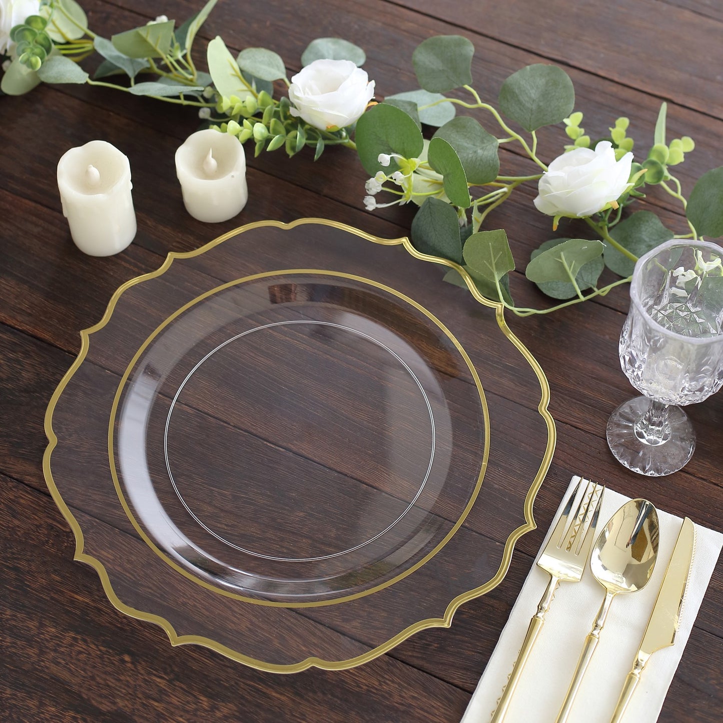 10 Pack | 10" Clear Plastic Dinner Plates Disposable Tableware Round With Gold Scalloped Rim