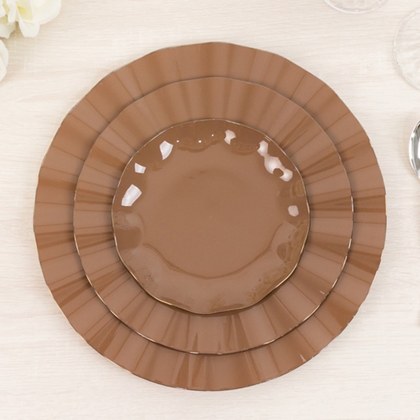 10 Pack 6" Heavy Duty Disposable Salad Plates with Gold Ruffled Rim, Coffee Brown Disposable Round Dinnerware